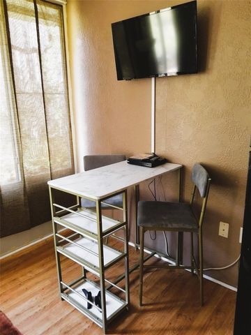 2051 VISTA DEL SOL CIRCLE 201, Lutz, FL 33558