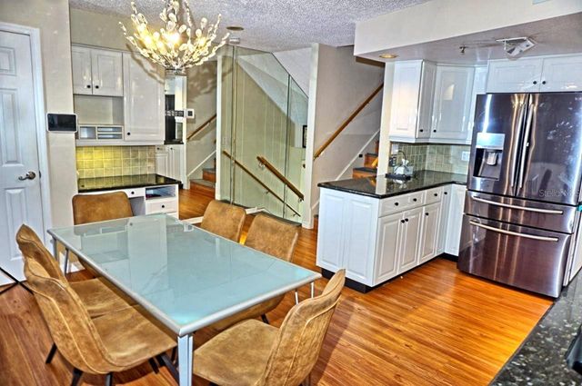 2051 VISTA DEL SOL CIRCLE 201, Lutz, FL 33558