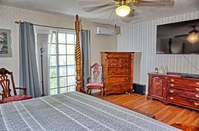 2051 VISTA DEL SOL CIRCLE 201, Lutz, FL 33558