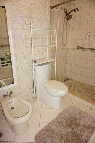 2051 VISTA DEL SOL CIRCLE 201, Lutz, FL 33558