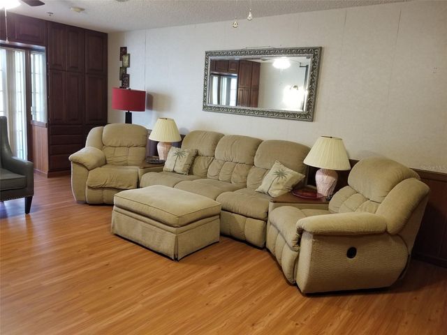 2051 VISTA DEL SOL CIRCLE 201, Lutz, FL 33558