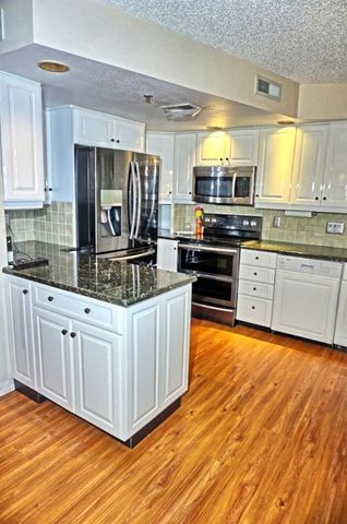 2051 VISTA DEL SOL CIRCLE 201, Lutz, FL 33558