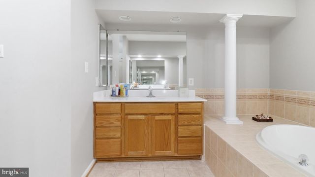 11003 COUNTRY CLUB RD, New Market, MD 21774