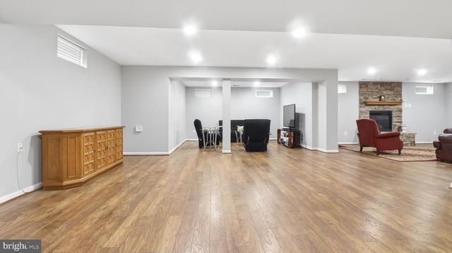 11003 COUNTRY CLUB RD, New Market, MD 21774
