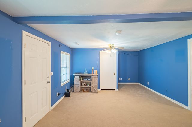 6211 Woodbury Hwy, Manchester, TN 37355