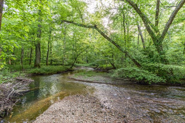 6211 Woodbury Hwy, Manchester, TN 37355