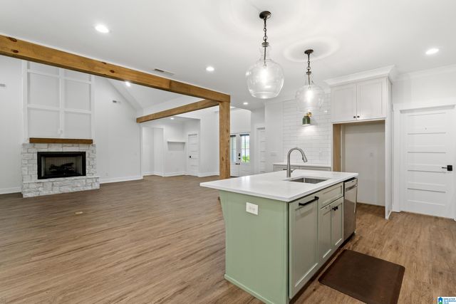 385 JACOBS LOOP, Trussville, AL 35173