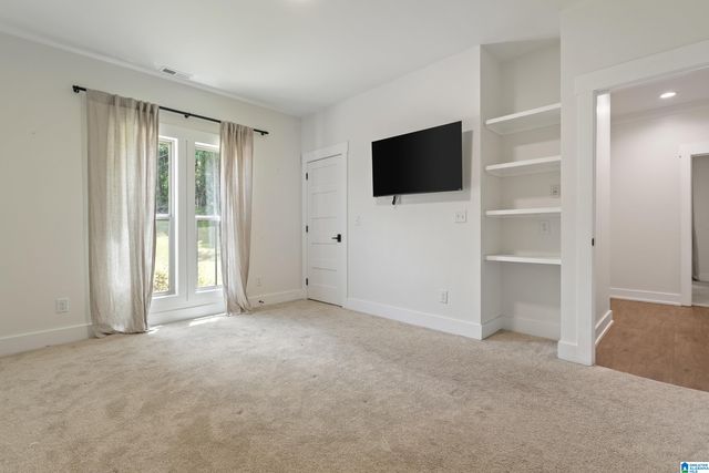 385 JACOBS LOOP, Trussville, AL 35173