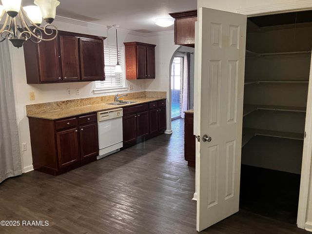 107 Saint Nicholas Drive, Lafayette, LA 70506