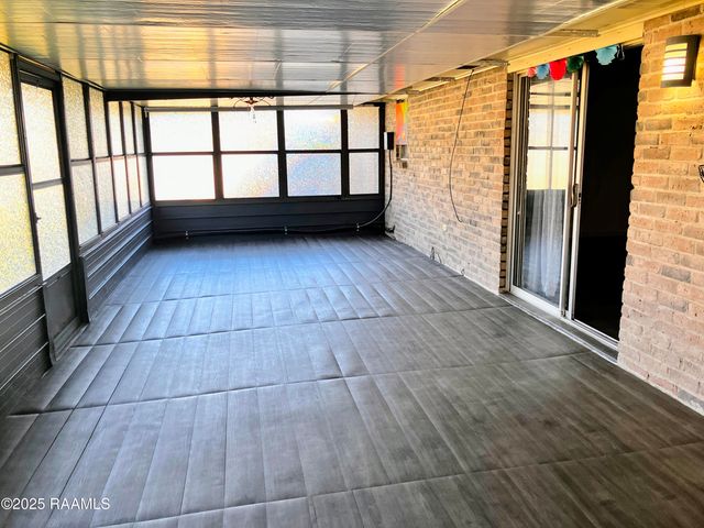 107 Saint Nicholas Drive, Lafayette, LA 70506