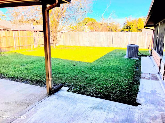 107 Saint Nicholas Drive, Lafayette, LA 70506