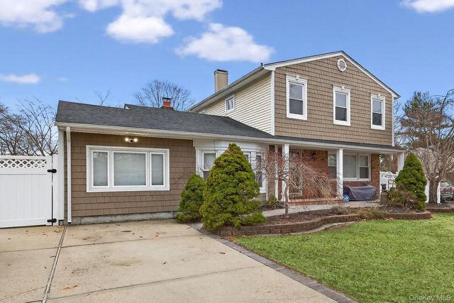 11 Dorchester Drive, Coram, NY 11727