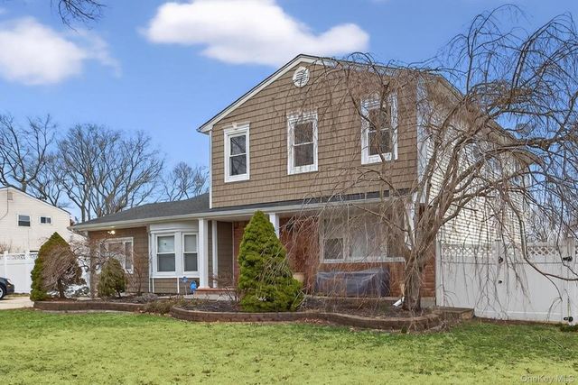 11 Dorchester Drive, Coram, NY 11727