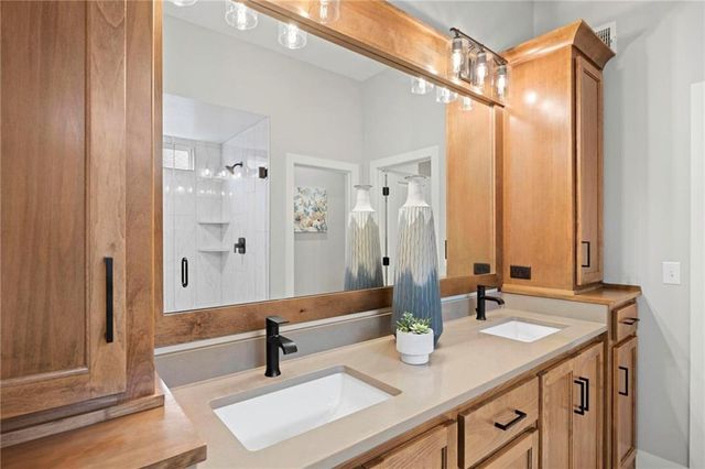17135 S Barstow Street, Olathe, KS 66062