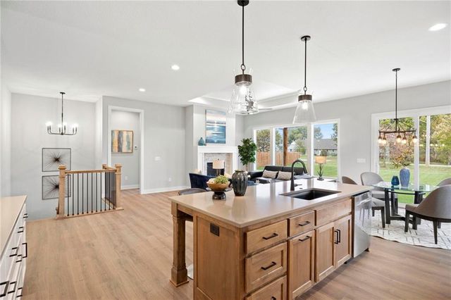 17135 S Barstow Street, Olathe, KS 66062