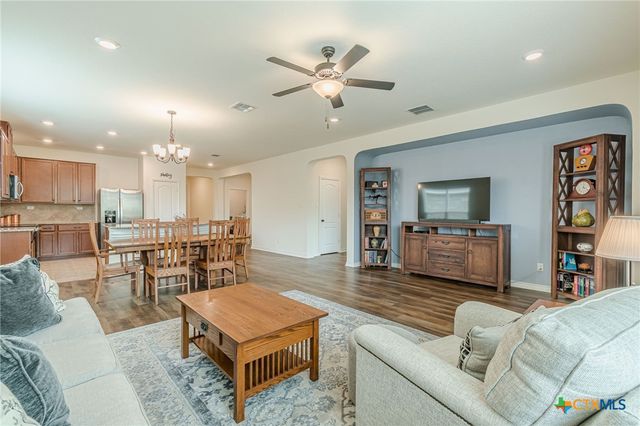 1939 Kyle Way, New Braunfels, TX 78130