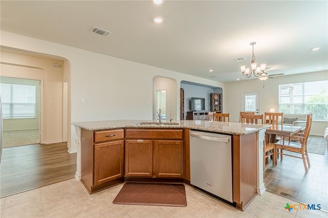 1939 Kyle Way, New Braunfels, TX 78130