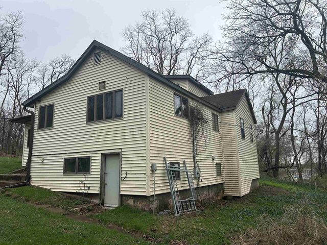 212 Center Avenue, Necedah, WI 54646