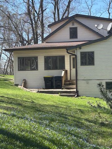 212 Center Avenue, Necedah, WI 54646