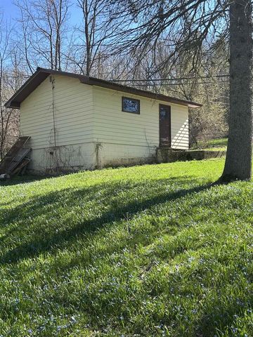 212 Center Avenue, Necedah, WI 54646