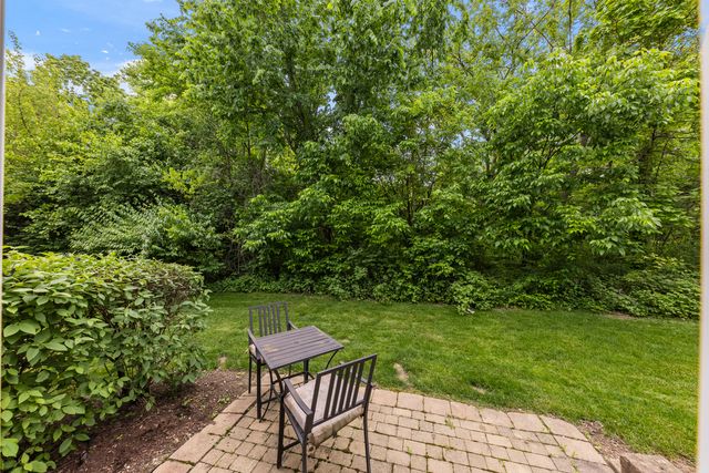 16629 Willow Walk Drive, Lockport, IL 60441