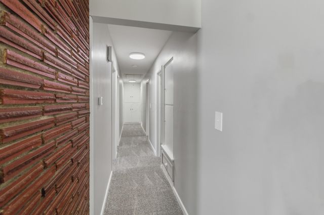 2890 Medina Avenue, Columbus, OH 43224