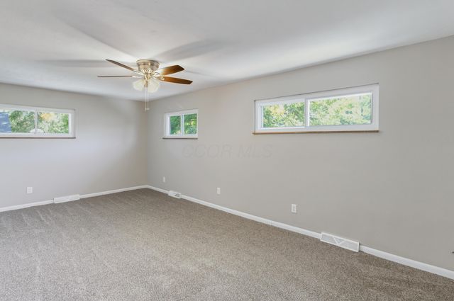 2890 Medina Avenue, Columbus, OH 43224