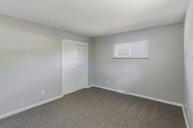 2890 Medina Avenue, Columbus, OH 43224