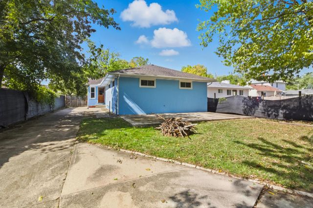 2890 Medina Avenue, Columbus, OH 43224