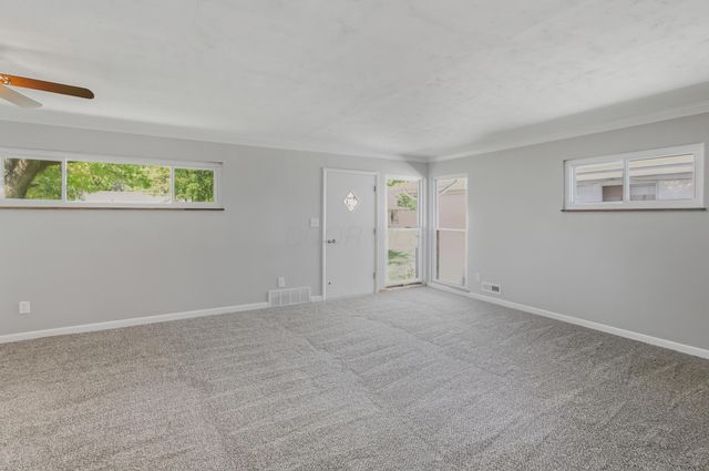 2890 Medina Avenue, Columbus, OH 43224