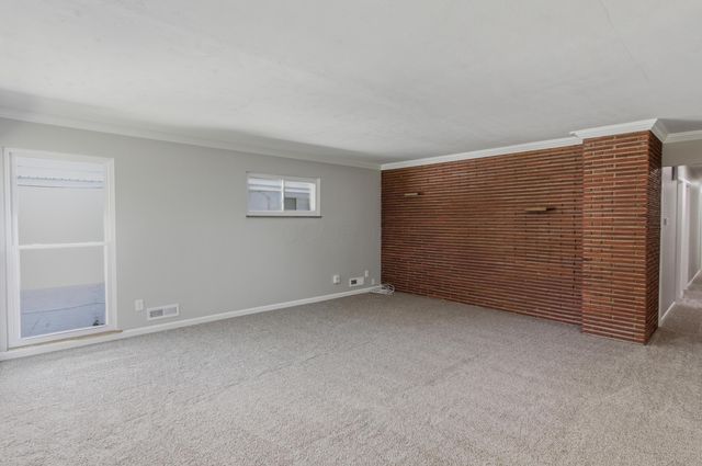 2890 Medina Avenue, Columbus, OH 43224