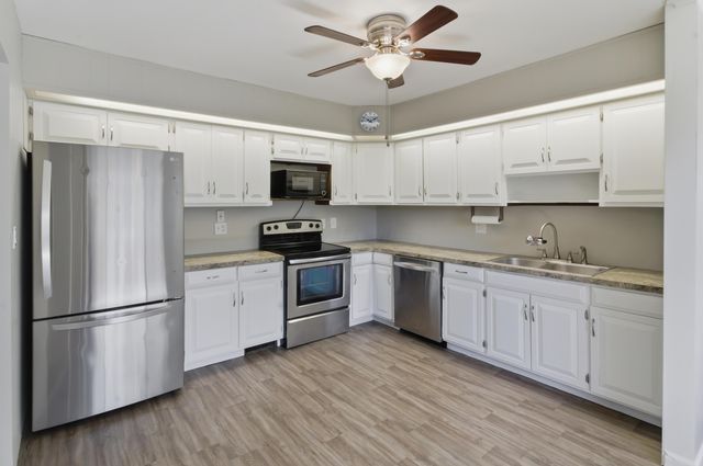 2890 Medina Avenue, Columbus, OH 43224