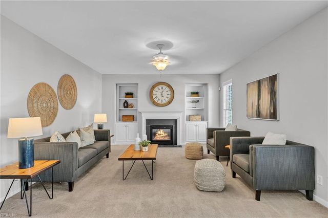 13357 Inlet Cove LN, Carrollton, VA 23314