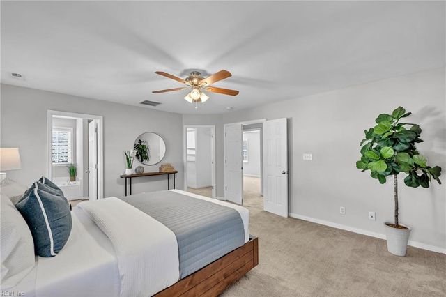 13357 Inlet Cove LN, Carrollton, VA 23314