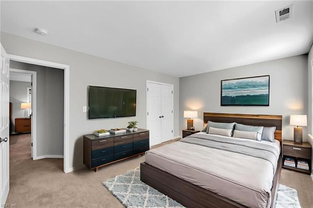 13357 Inlet Cove LN, Carrollton, VA 23314