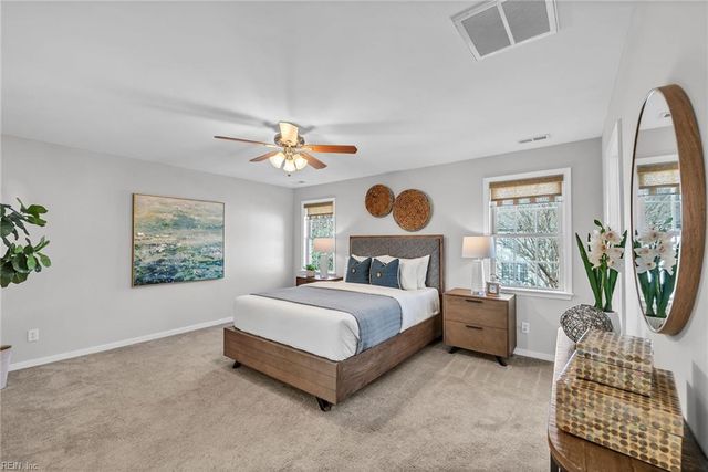 13357 Inlet Cove LN, Carrollton, VA 23314