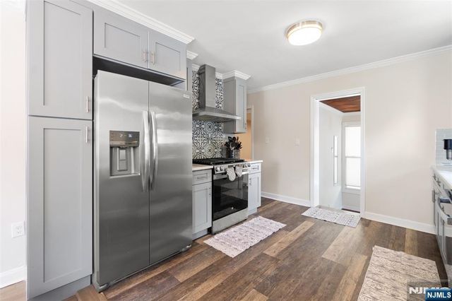 49 Walnut Street, Teaneck, NJ 07666
