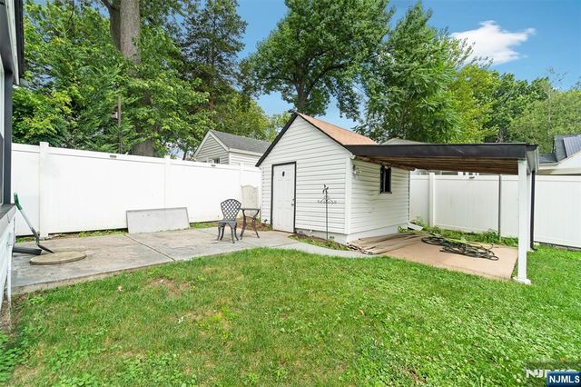 49 Walnut Street, Teaneck, NJ 07666
