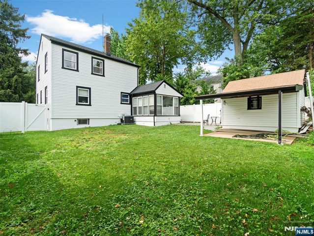 49 Walnut Street, Teaneck, NJ 07666
