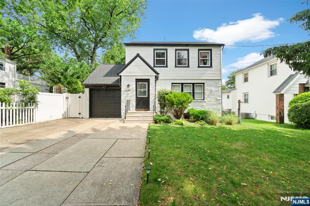 49 Walnut Street, Teaneck, NJ 07666