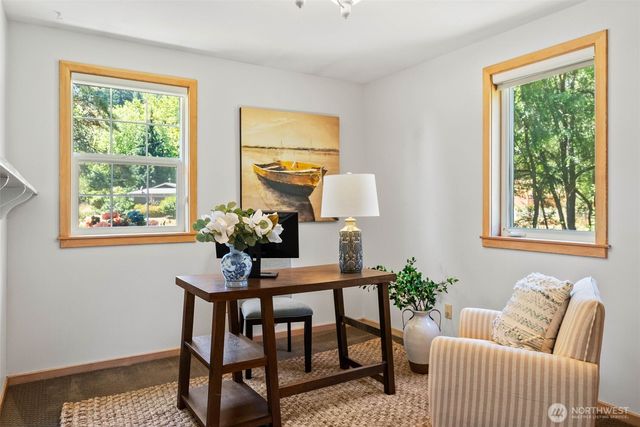 5356 Ruby Place NE, Bainbridge Island, WA 98110
