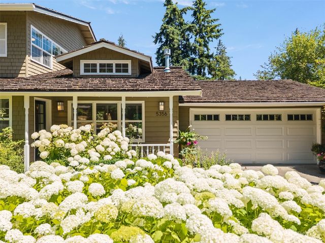 5356 Ruby Place NE, Bainbridge Island, WA 98110