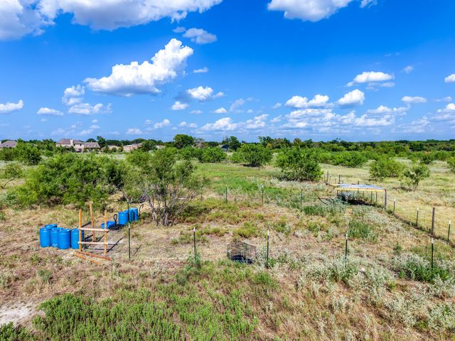 7348 N State Highway 34, Oak Ridge, TX 75161
