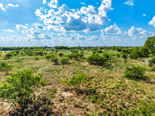 7348 N State Highway 34, Oak Ridge, TX 75161