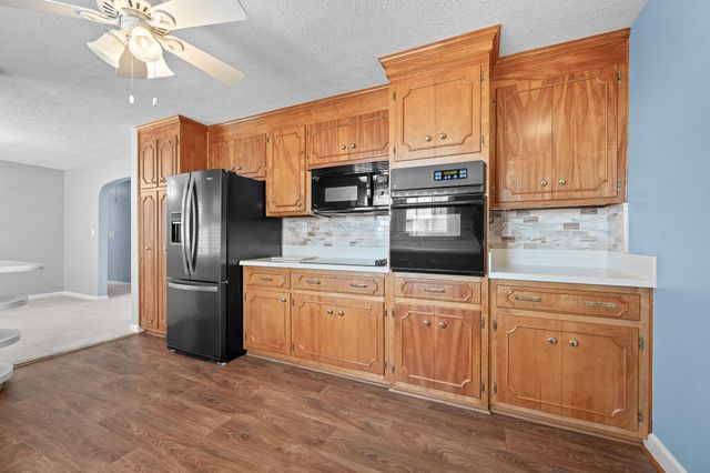 1128 Snead CIR, Bedford, VA 24523