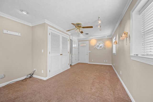1128 Snead CIR, Bedford, VA 24523