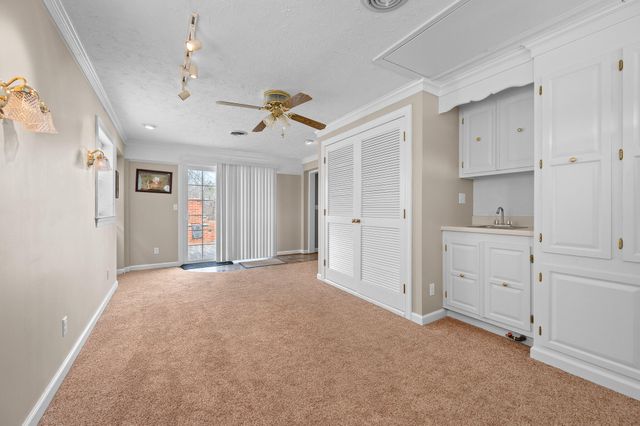 1128 Snead CIR, Bedford, VA 24523