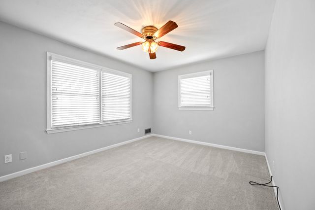 1128 Snead CIR, Bedford, VA 24523