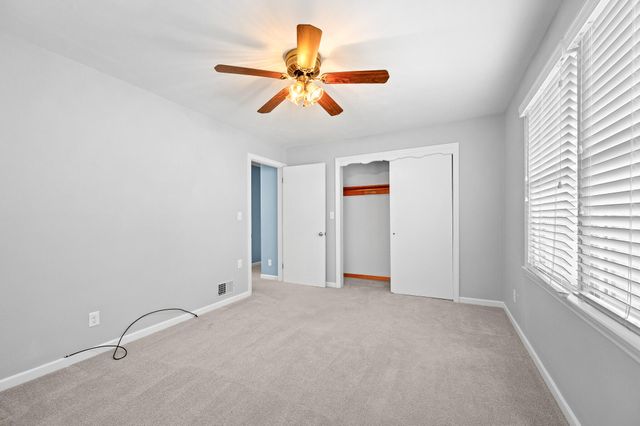 1128 Snead CIR, Bedford, VA 24523