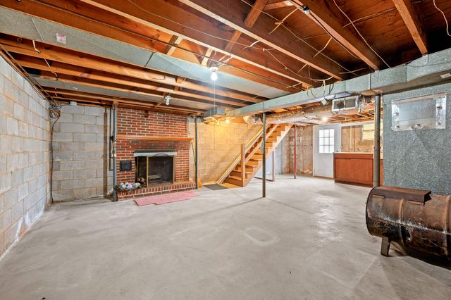 1128 Snead CIR, Bedford, VA 24523